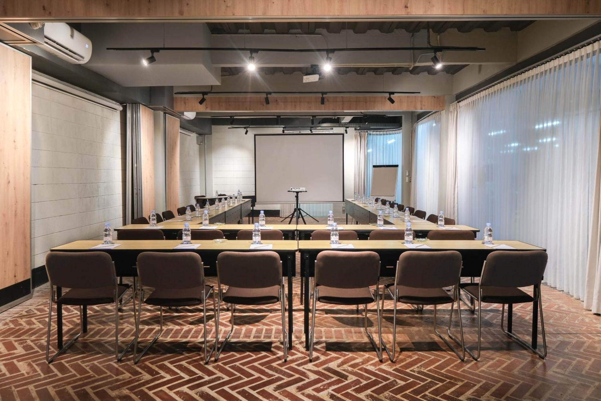 Teduh Simatupang Hotel Jakarta Exterior photo